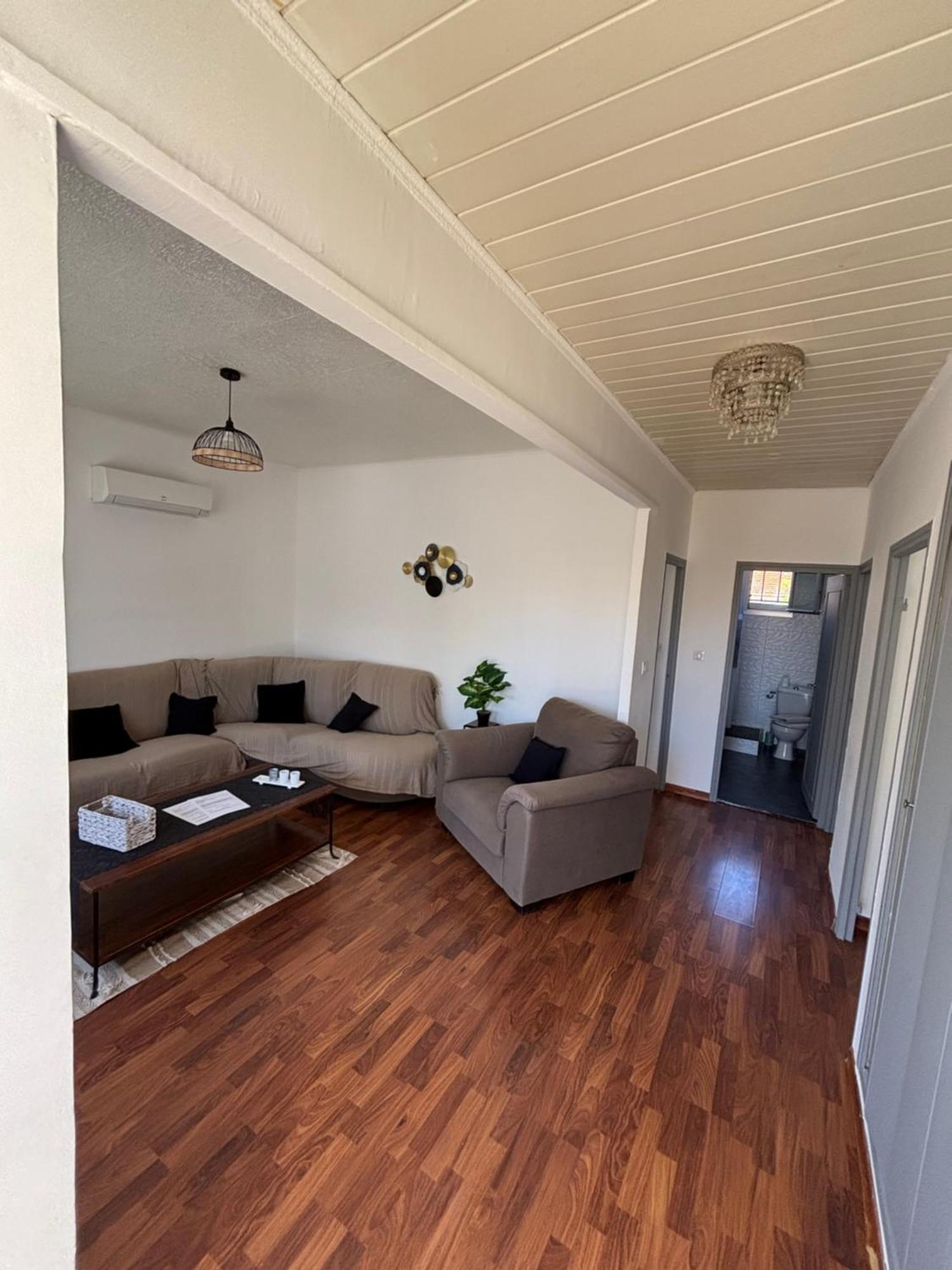 Unique Appartement Zen Et Detente Dans Villa Avec Piscine Tres Bien Place Montpellier Luaran gambar
