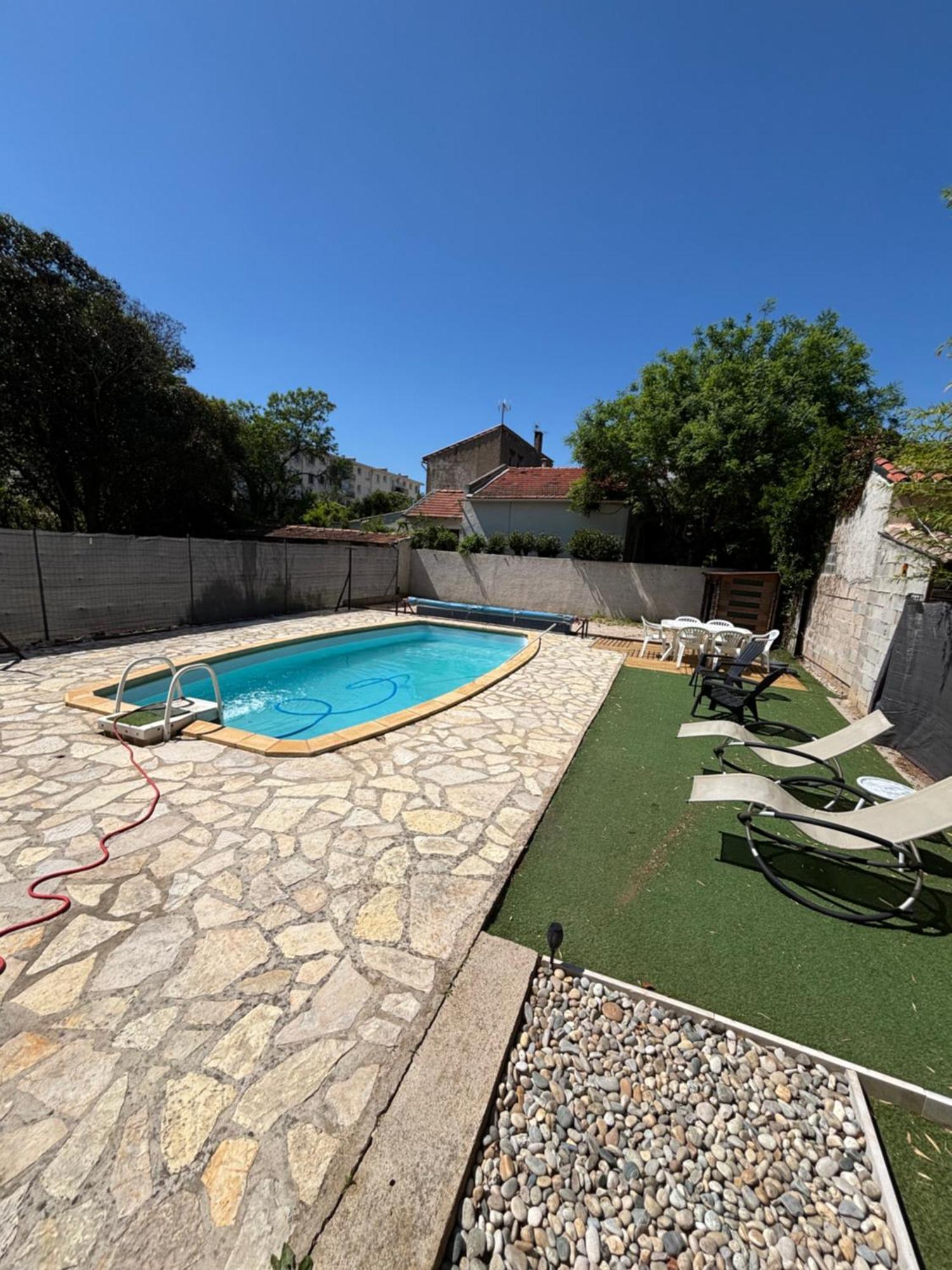 Unique Appartement Zen Et Detente Dans Villa Avec Piscine Tres Bien Place Montpellier Luaran gambar